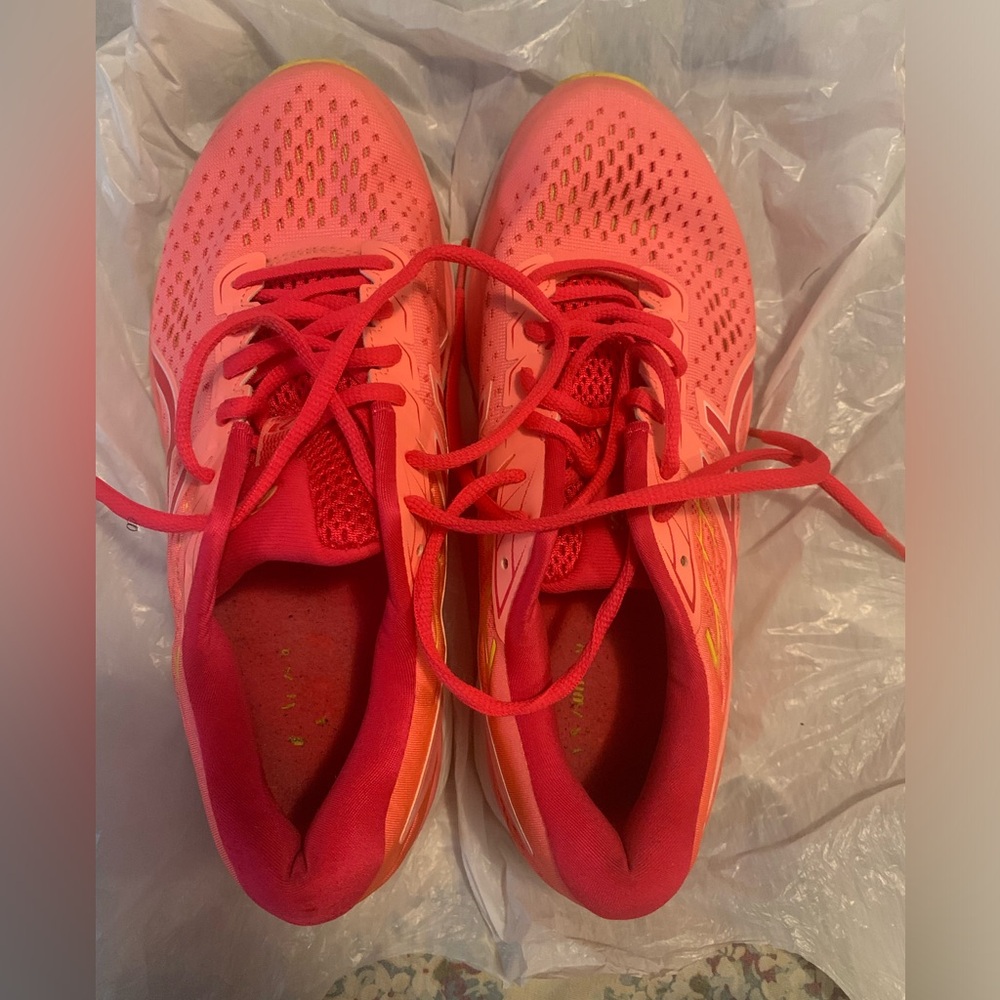 💥Asics Gel-Cumulus 21 Running Shoes Coral Red  Pink 1012A612 Lace Up Mesh 8.5